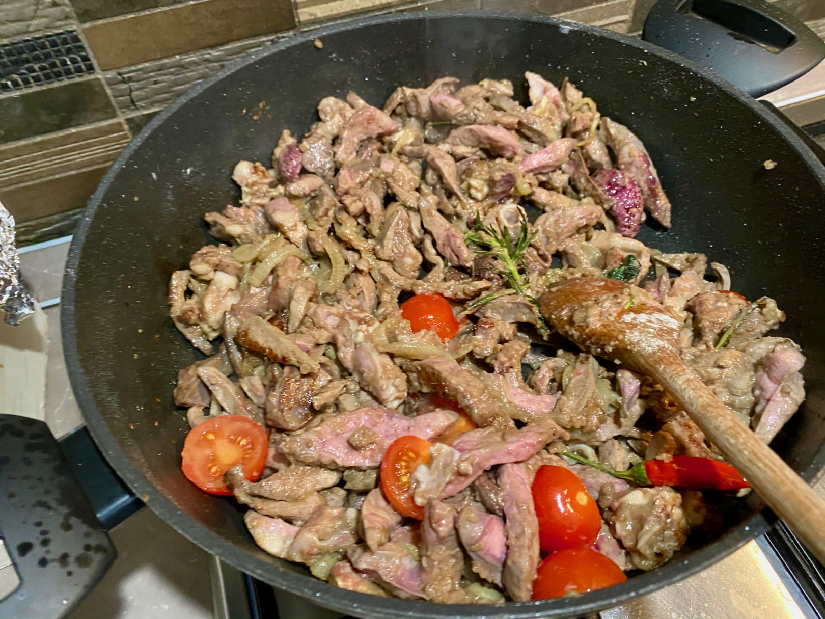 Coratella di agnello con i carciofi