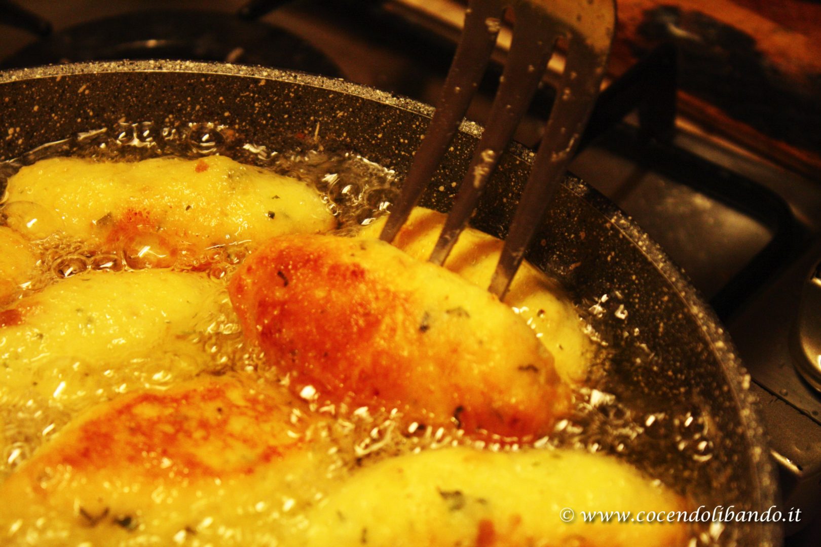 Pallotte cace e ove, la ricetta di Peppino Falconio