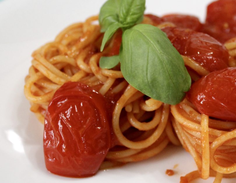 Spaghetti al pomodoro e basilico