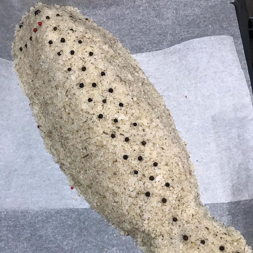 Spigola (o branzino?) al sale