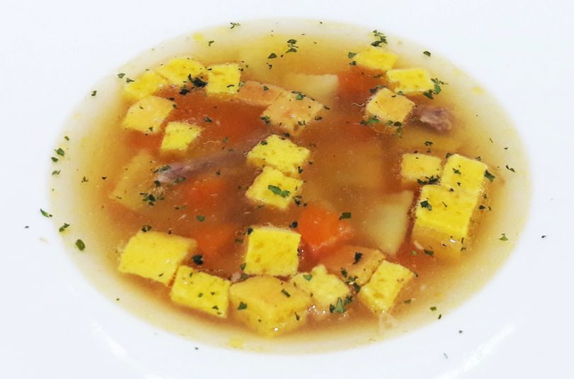 Il brodo (con insalata di bollito)