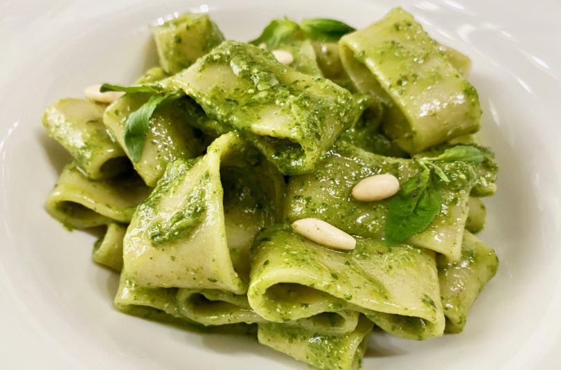 Paccheri al pesto di basilico e patate