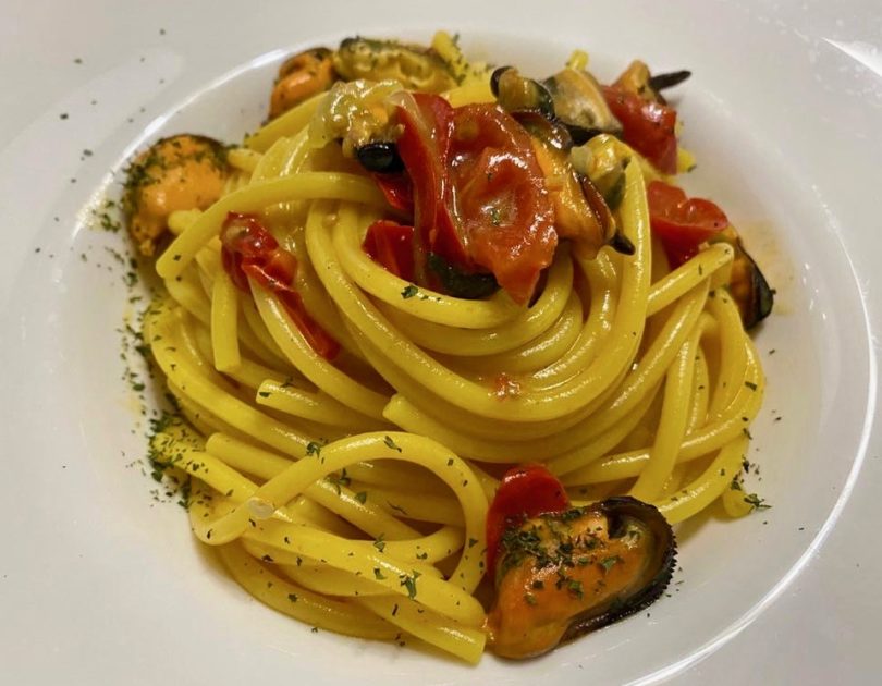 Bucatini cozze e zafferano