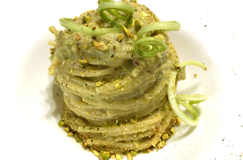 Spaghetti al pesto di puntarelle