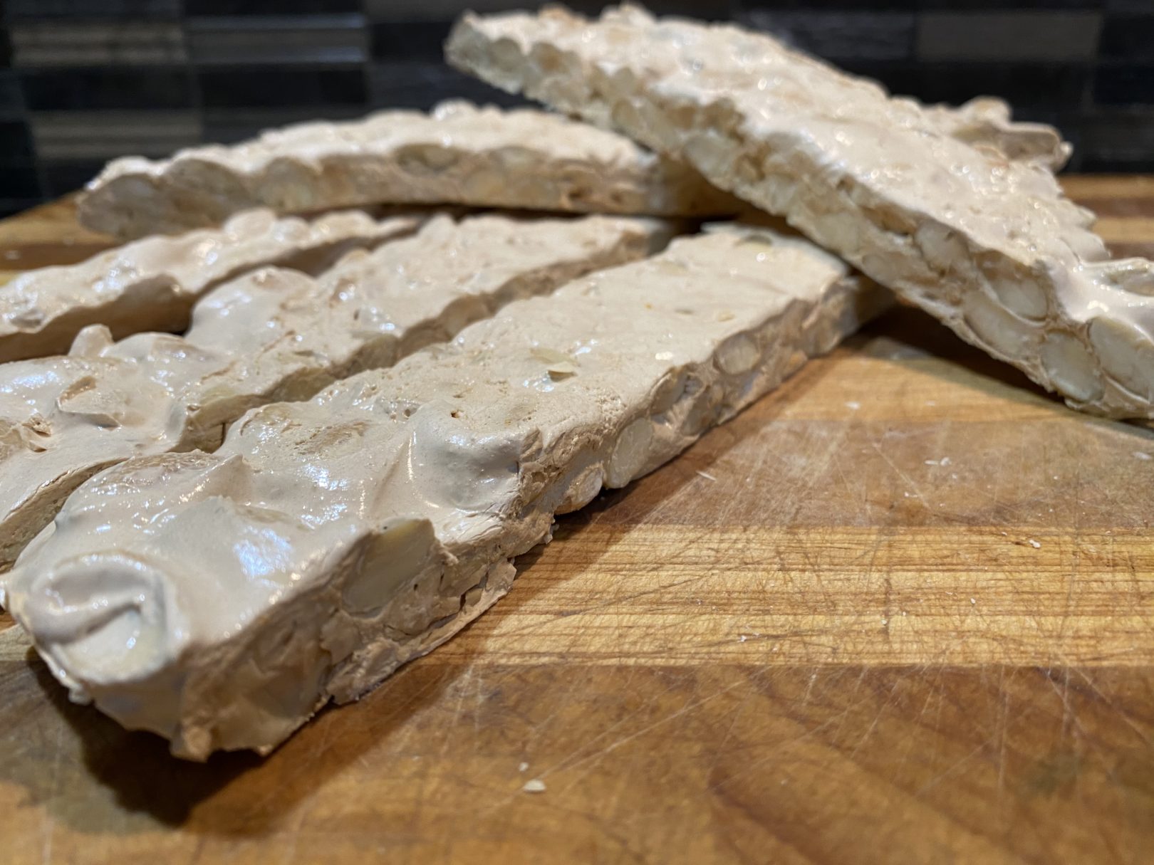 Torrone alle mandorle (duro)