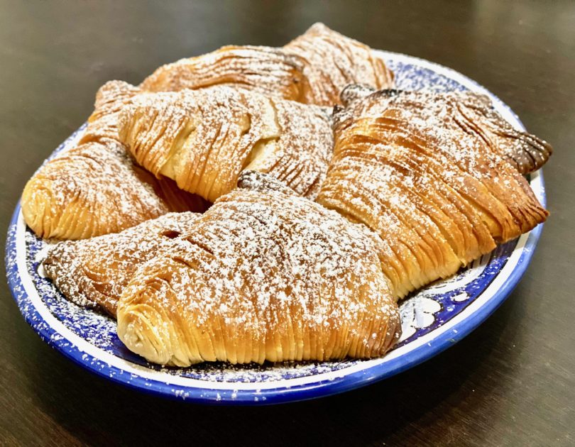 Le sfogliatelle ricce napoletane