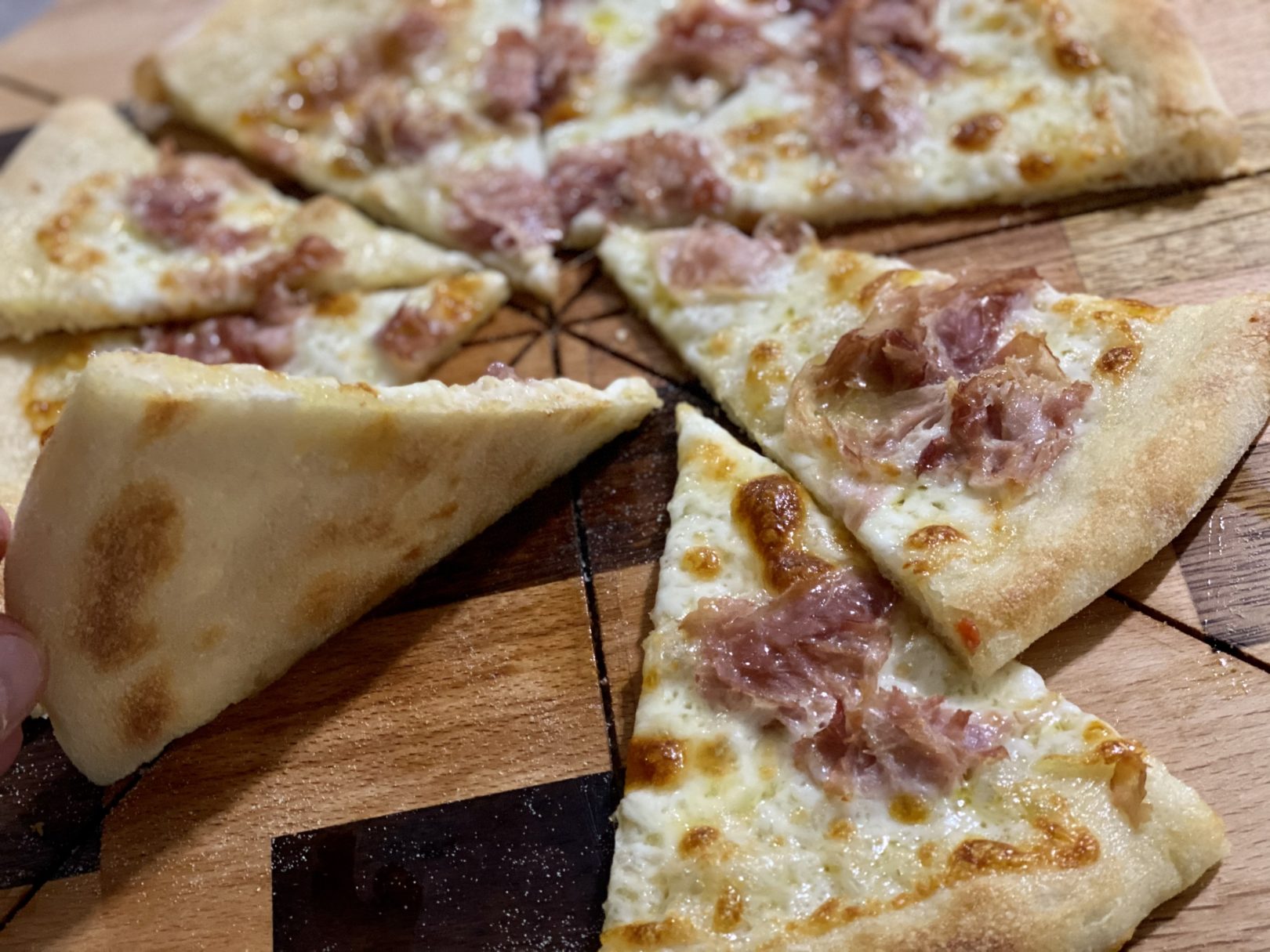 Pizza napoletana (nel forno di casa) Cocendolibando
