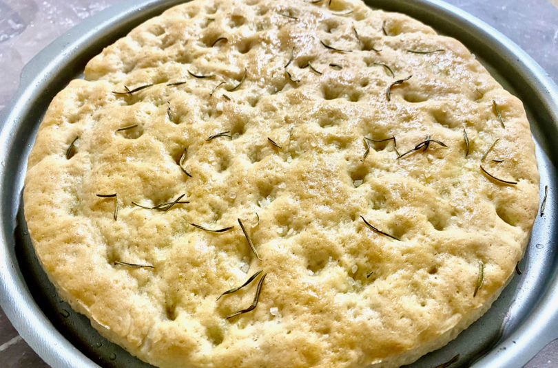 Focaccia genovese (senza glutine) cocendolibando