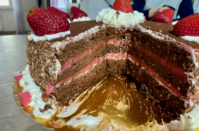 torta fragole e cioccolato